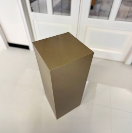 MDF Brons gelakte sokkel met metal look  - bovenaanzicht
