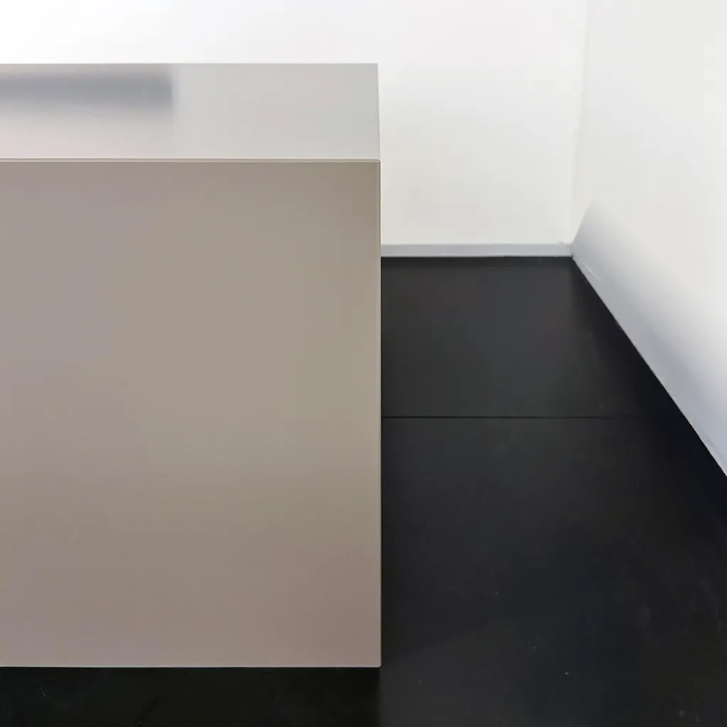 Foto's sokkels voor paspoppen-3.webp